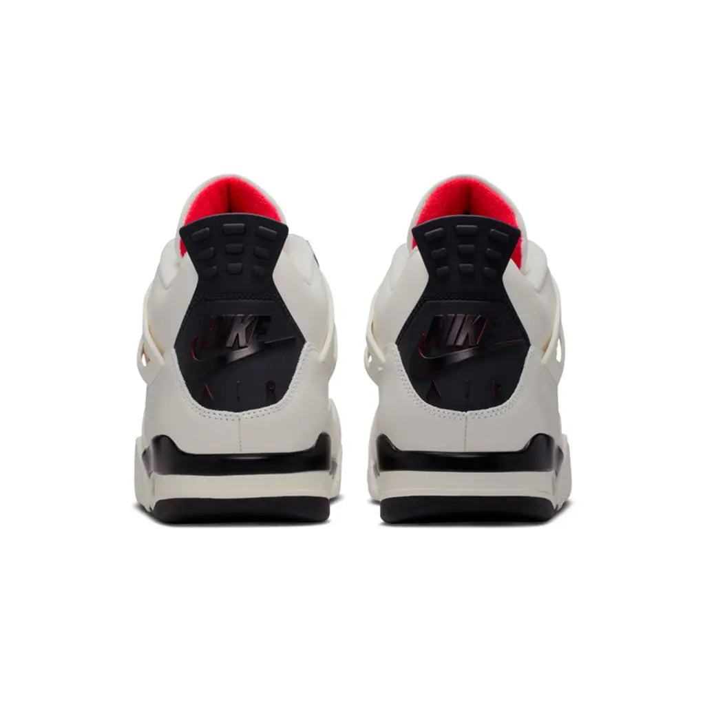 Air Jordan 4 'Flight Club'