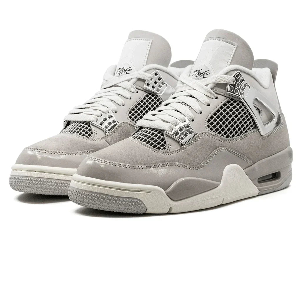 Air Jordan 4 'Frozen Moments'