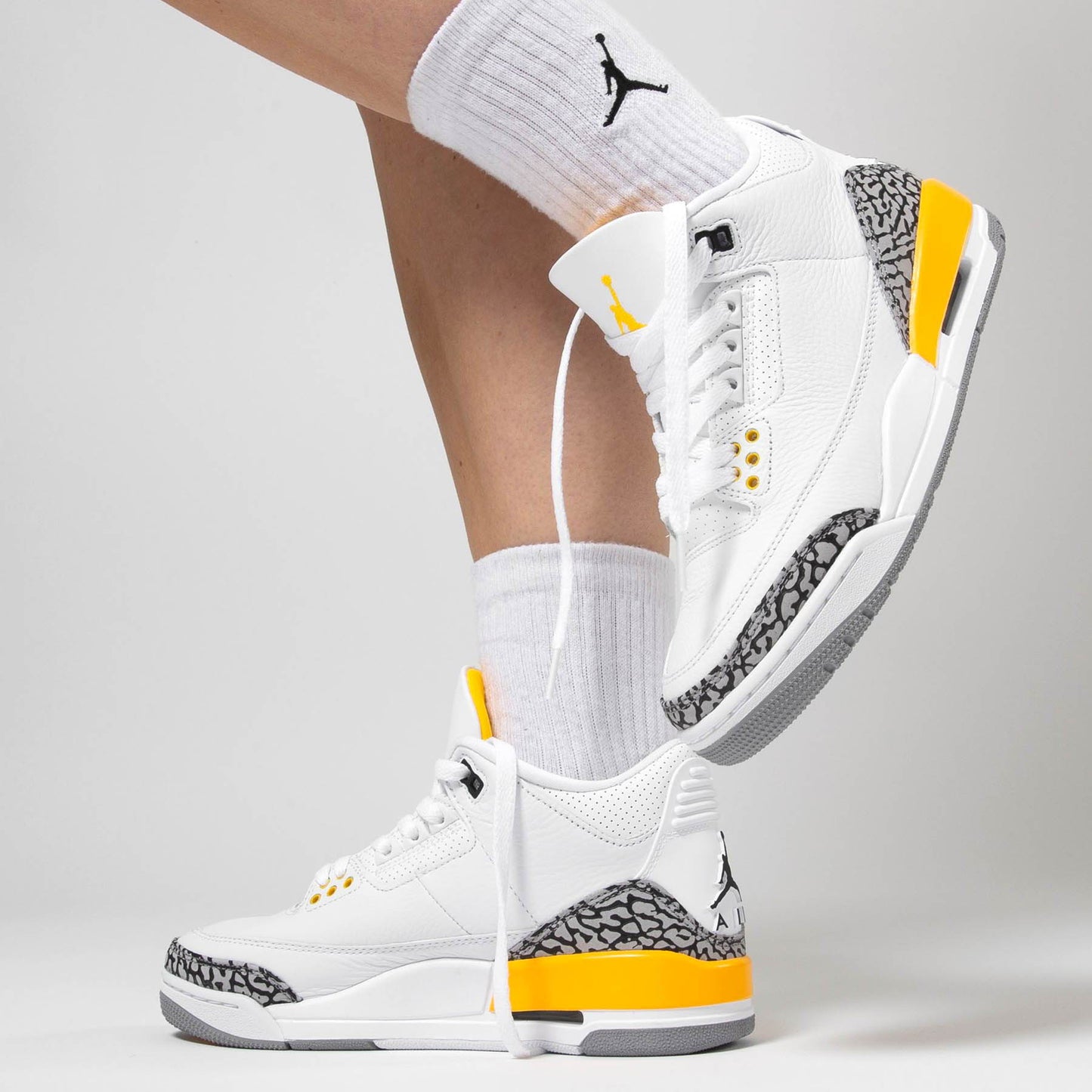 Air Jordan 3 'Laser Orange'